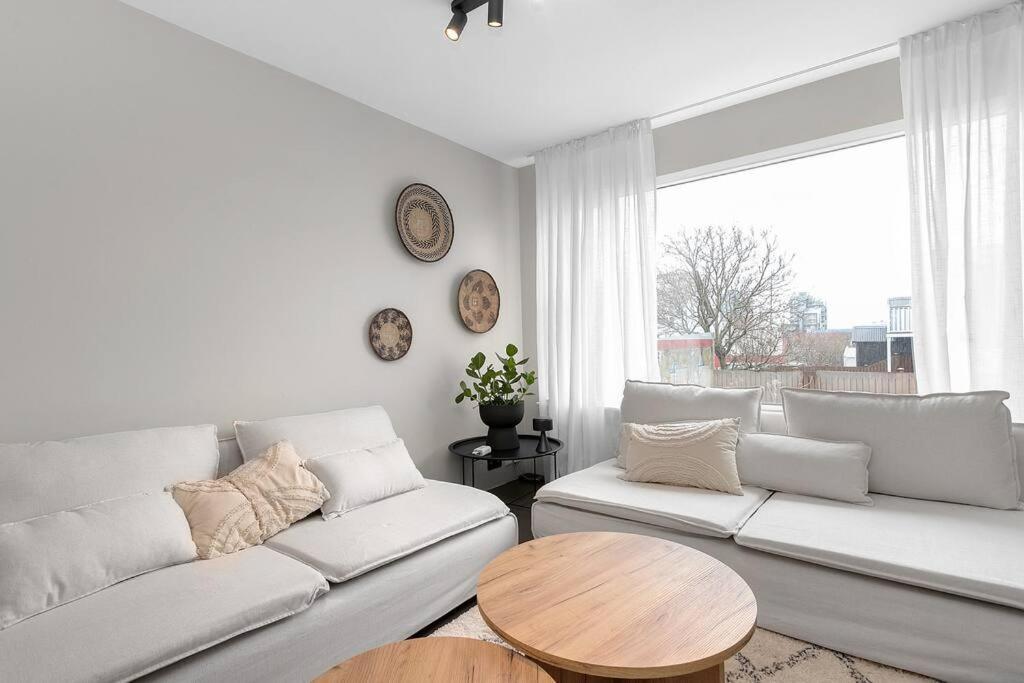Cheerful 3Br Down Town Newly Renovated Apartment Reykjavik Exterior photo